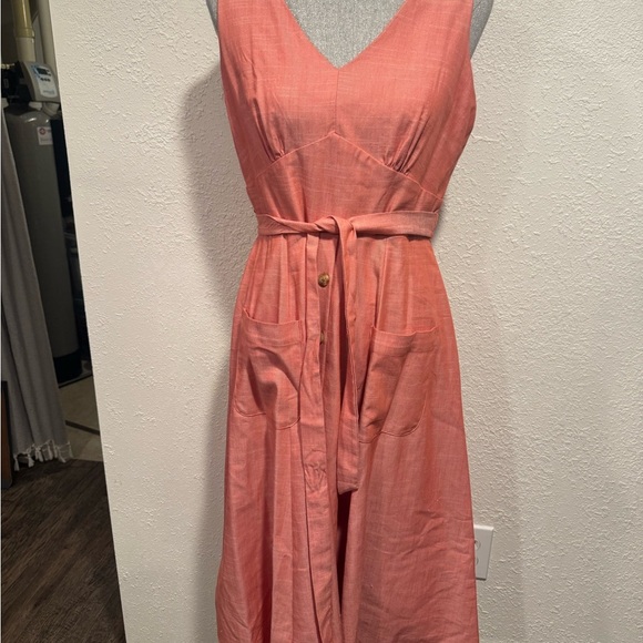 Gabby Skye Pink Sleeveless V-Neck Sundress. NWT SZ 10 - Picture 2 of 9